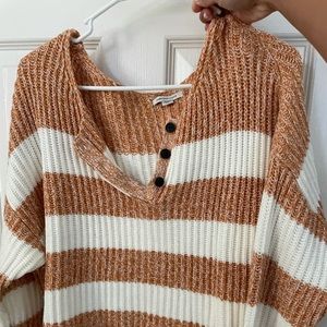 barely worn! burnt orange striped sweater